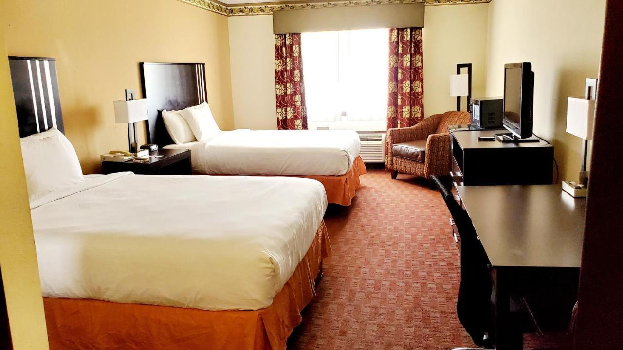 Executive Inn Alva Bagian luar foto